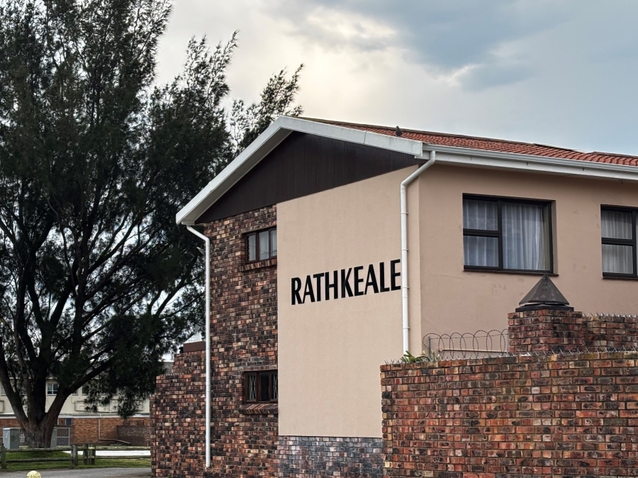 3 Bedroom Property for Sale in Kabega Park Eastern Cape